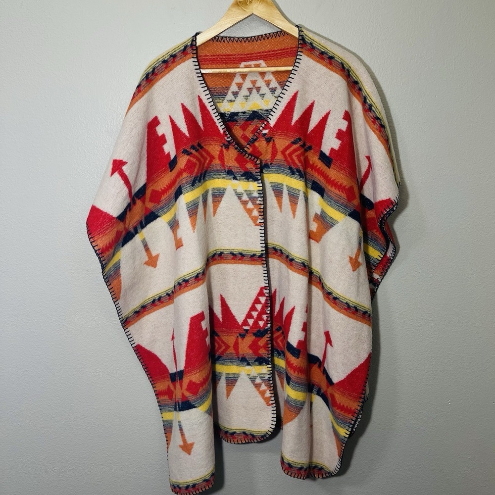 Rhonda Stark Wool Blend Wrap Shawl Poncho Aztec Tribal Boho Southwestern Reverse